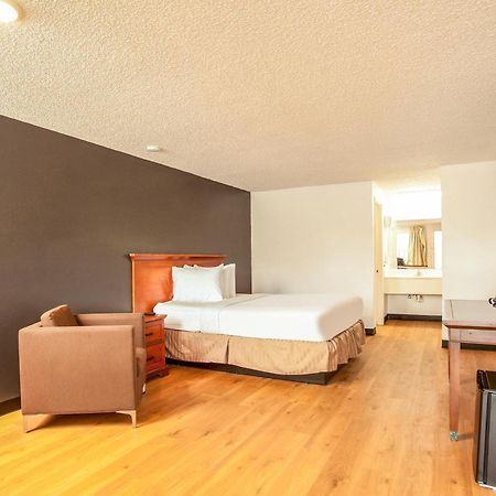 Oyo Hotel Centralia Exteriér fotografie