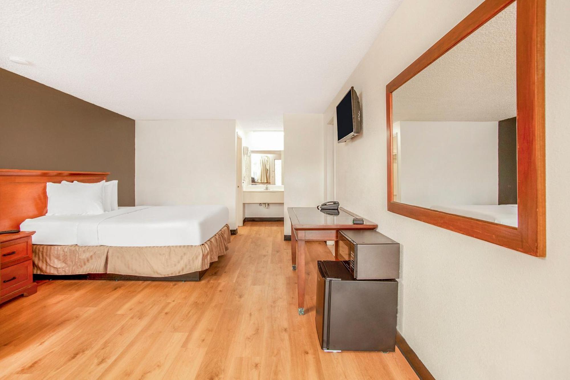 Oyo Hotel Centralia Exteriér fotografie